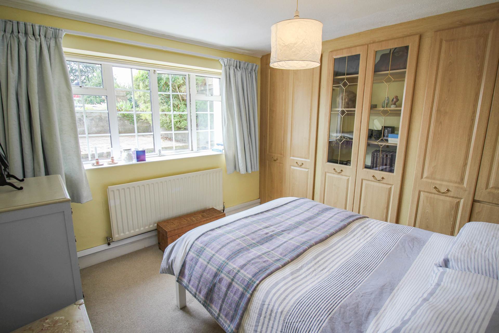 Park Place**Garden Flat**2 Bedrooms**2 Reception Areas**Sea Front Location**, Image 9