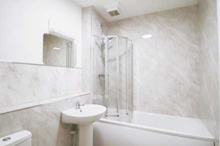Carlton Mansions, Fully Refurbished Sea Front Apartment, Image 13