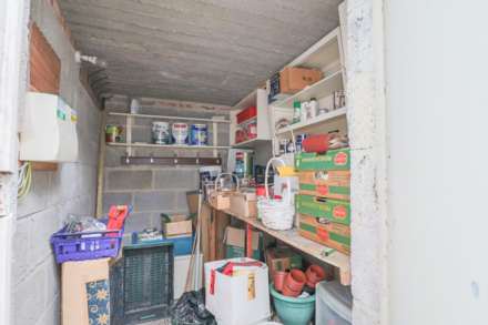 Southside, Hillside - Spacious Hall Floor Flat, Image 21