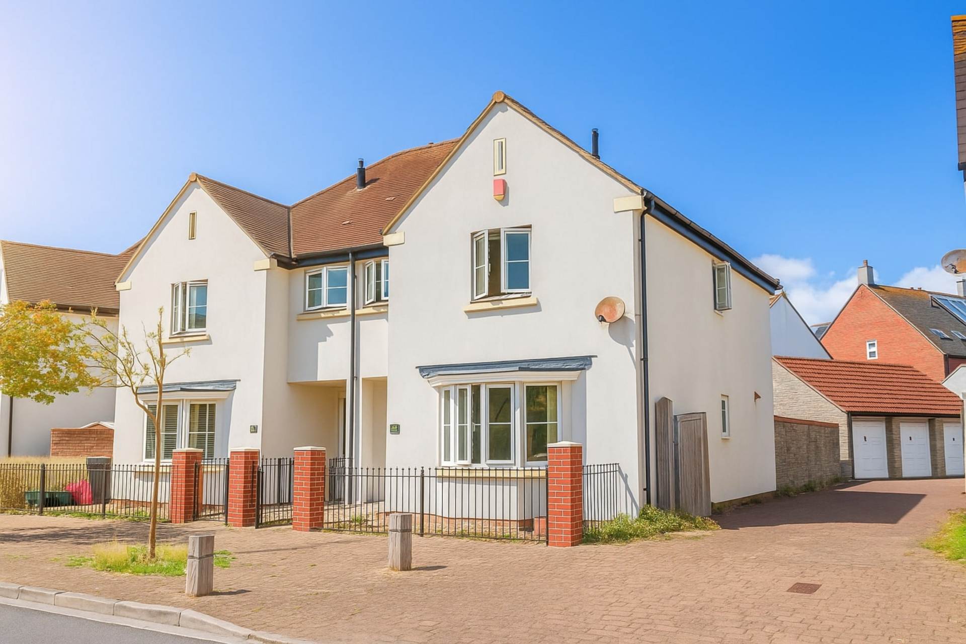 Longridge Way, Edge Of Weston Village - Larger Than Average Home, Image 1