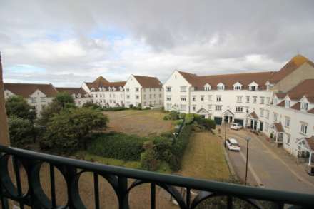 Royal Sands**Royal Court**Sea Views**Perfect Retreat**, Image 13