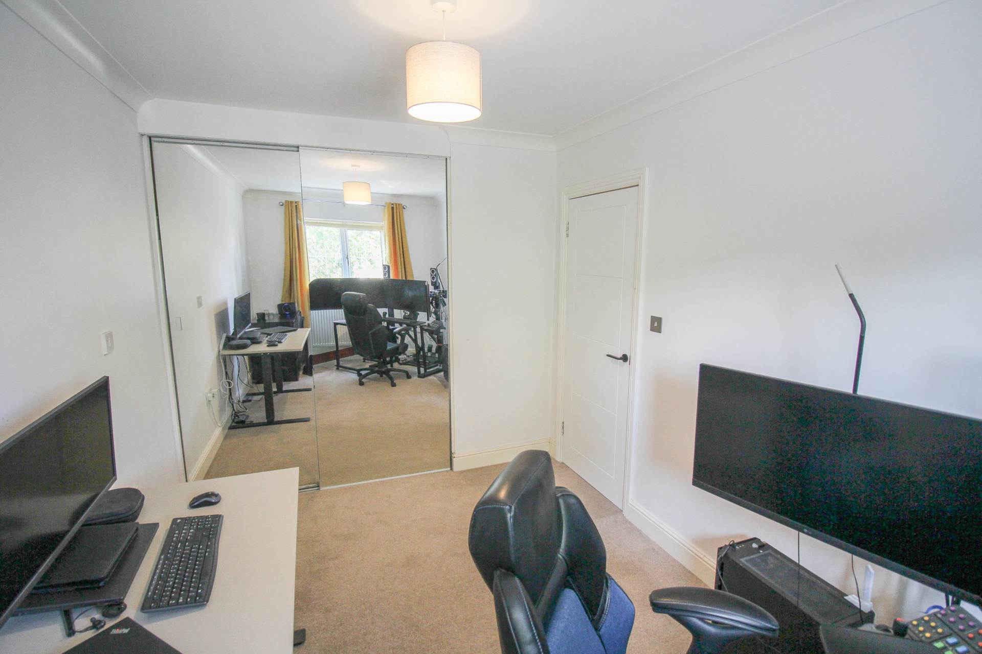 Hill Road**Beautifully Presented**Superb Location**4 Bedrooms**En-Suite Shower**, Image 11