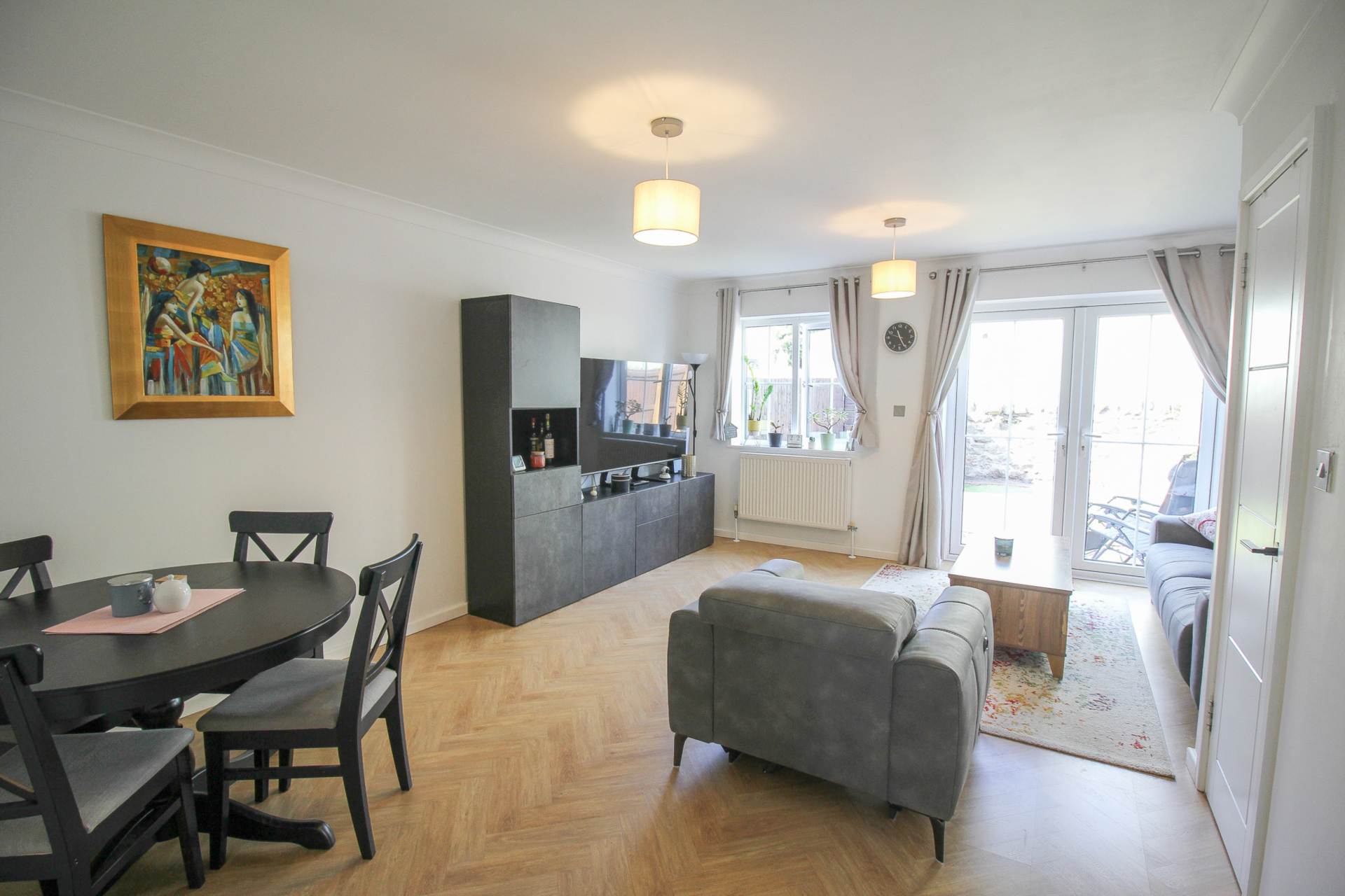 Hill Road**Beautifully Presented**Superb Location**4 Bedrooms**En-Suite Shower**, Image 5