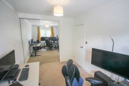 Hill Road**Beautifully Presented**Superb Location**4 Bedrooms**En-Suite Shower**, Image 11