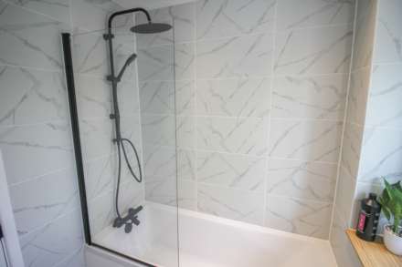 Hill Road**Beautifully Presented**Superb Location**4 Bedrooms**En-Suite Shower**, Image 15