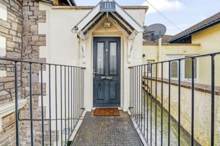 Weston Hillside**Stunningly Presented**Parking**Two Double Bedrooms**Luxury Bath/Shower Room**, Image 2