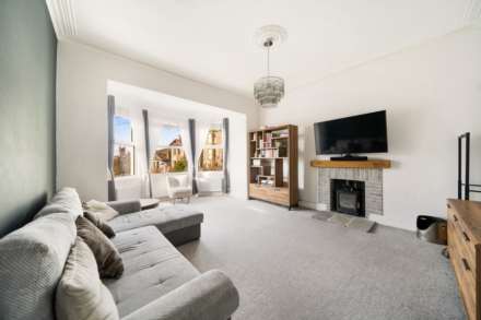 Weston Hillside**Stunningly Presented**Parking**Two Double Bedrooms**Luxury Bath/Shower Room**, Image 3