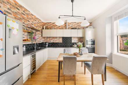 Weston Hillside**Stunningly Presented**Parking**Two Double Bedrooms**Luxury Bath/Shower Room**, Image 8