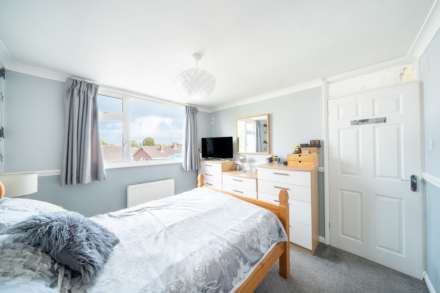 Worle**Extended**Beautifully Presented**3-4 Bedrooms**, Image 14