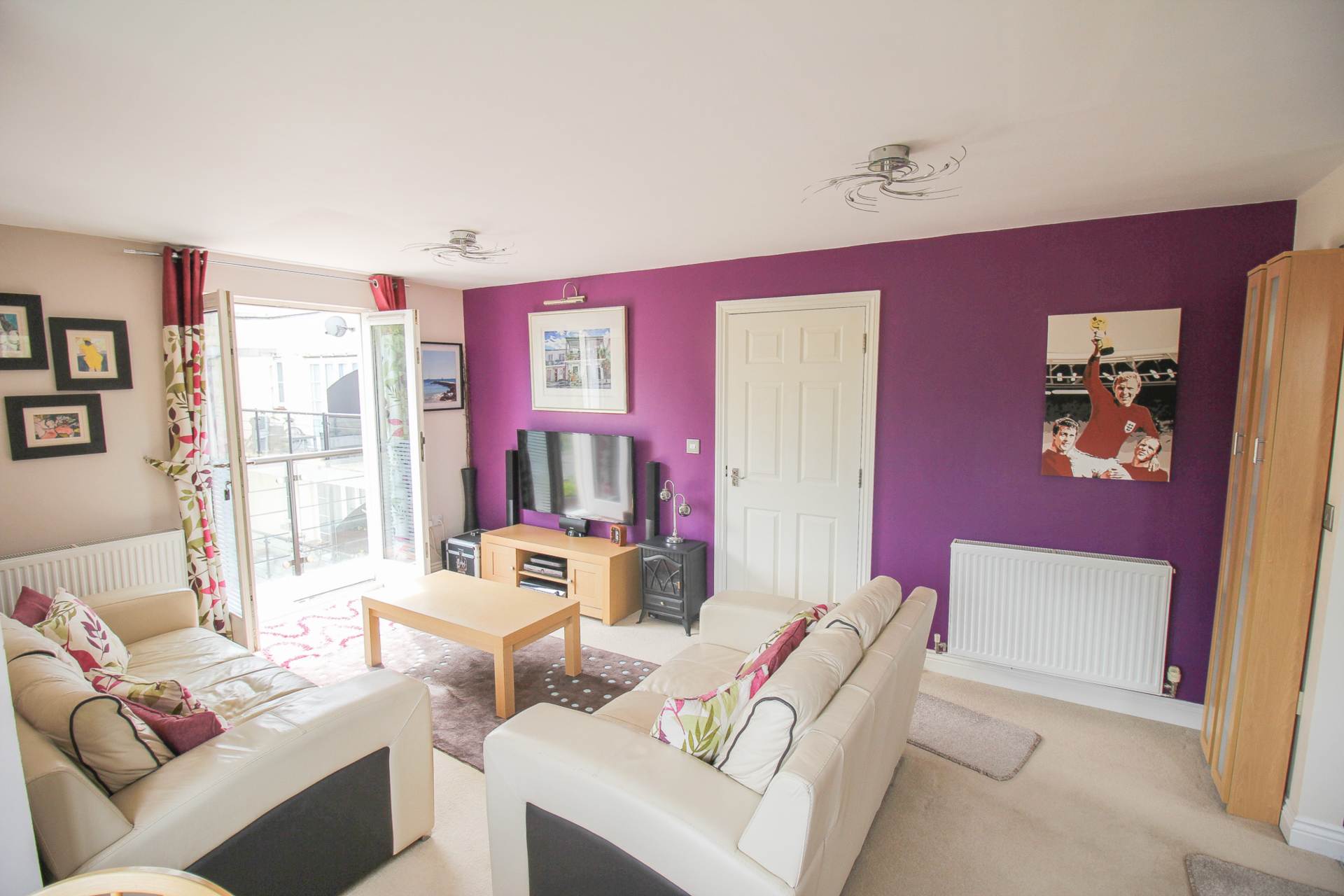 Weston Village**2 Bedrooms**South Facing Balcony**Open Plan Living Area**, Image 3