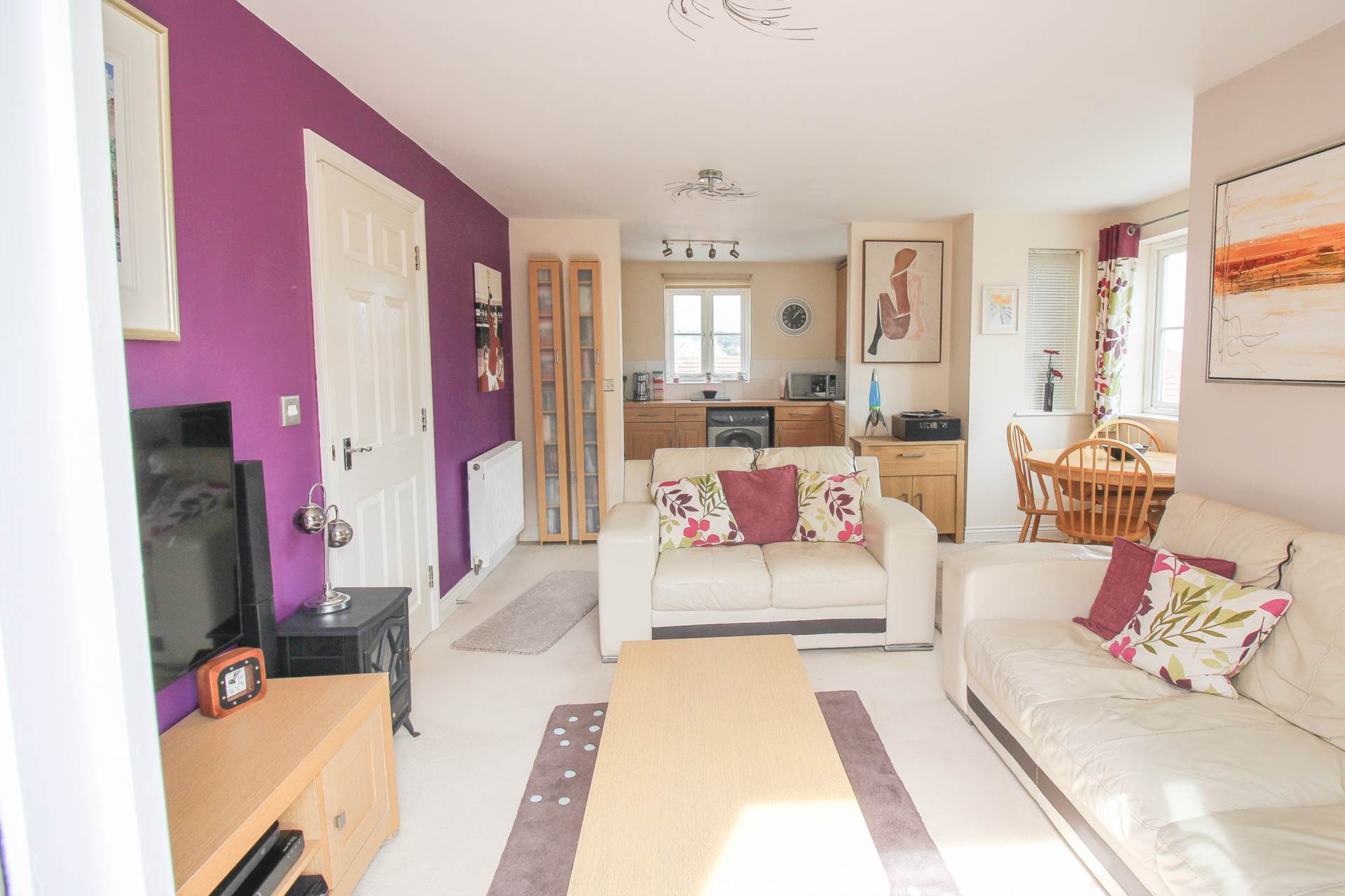 Weston Village**2 Bedrooms**South Facing Balcony**Open Plan Living Area**, Image 5