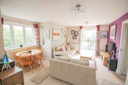 Weston Village**2 Bedrooms**South Facing Balcony**Open Plan Living Area**, Image 2