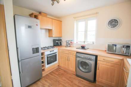 Weston Village**2 Bedrooms**South Facing Balcony**Open Plan Living Area**, Image 7