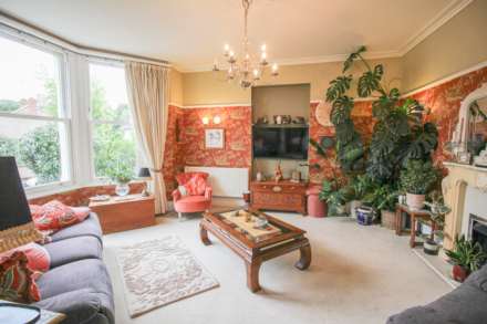 Uphill**Period Ground Floor Flat**Beautifully Presented**, Image 4