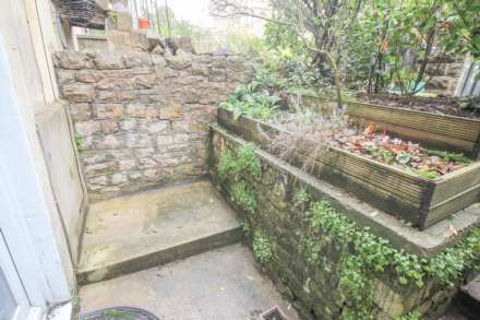 **Central Location**Close to Sea Front**Large Courtyard Garden**Two Bedrooms**, Image 13