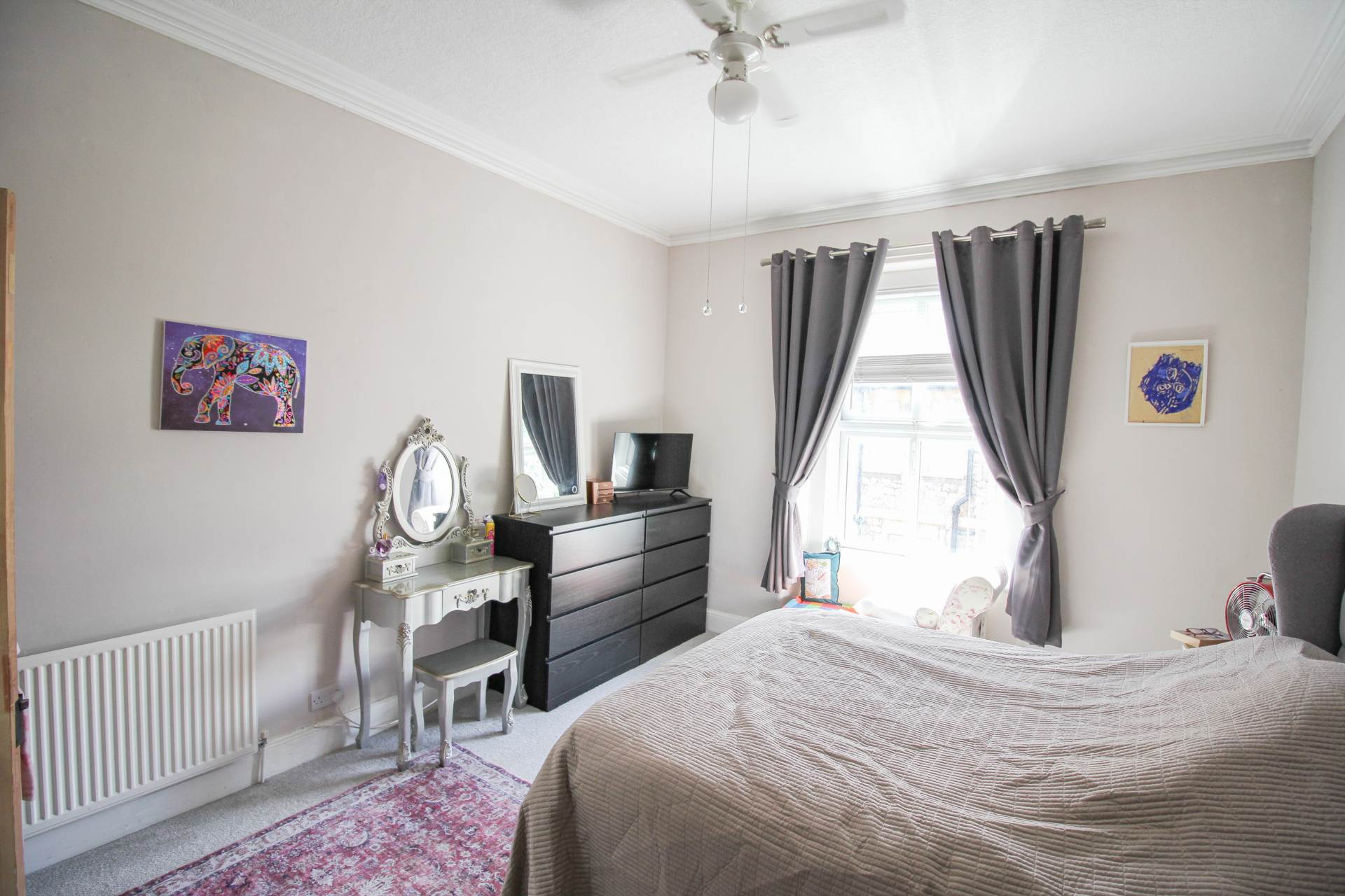 **Hill Road**Beautifully Presented**Two Bedrooms**Close to Town**Garage Parking**, Image 11