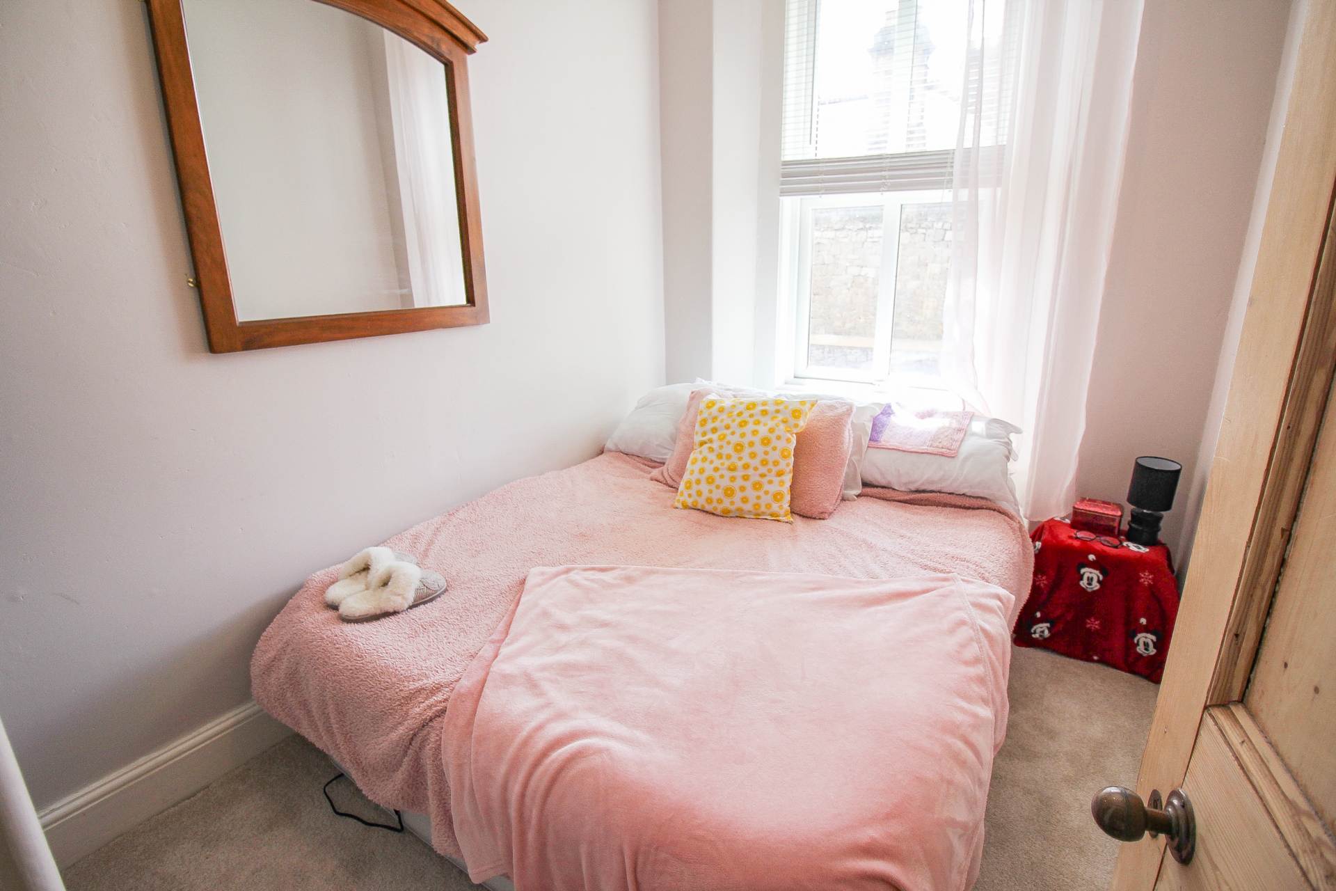 **Hill Road**Beautifully Presented**Two Bedrooms**Close to Town**Garage Parking**, Image 13
