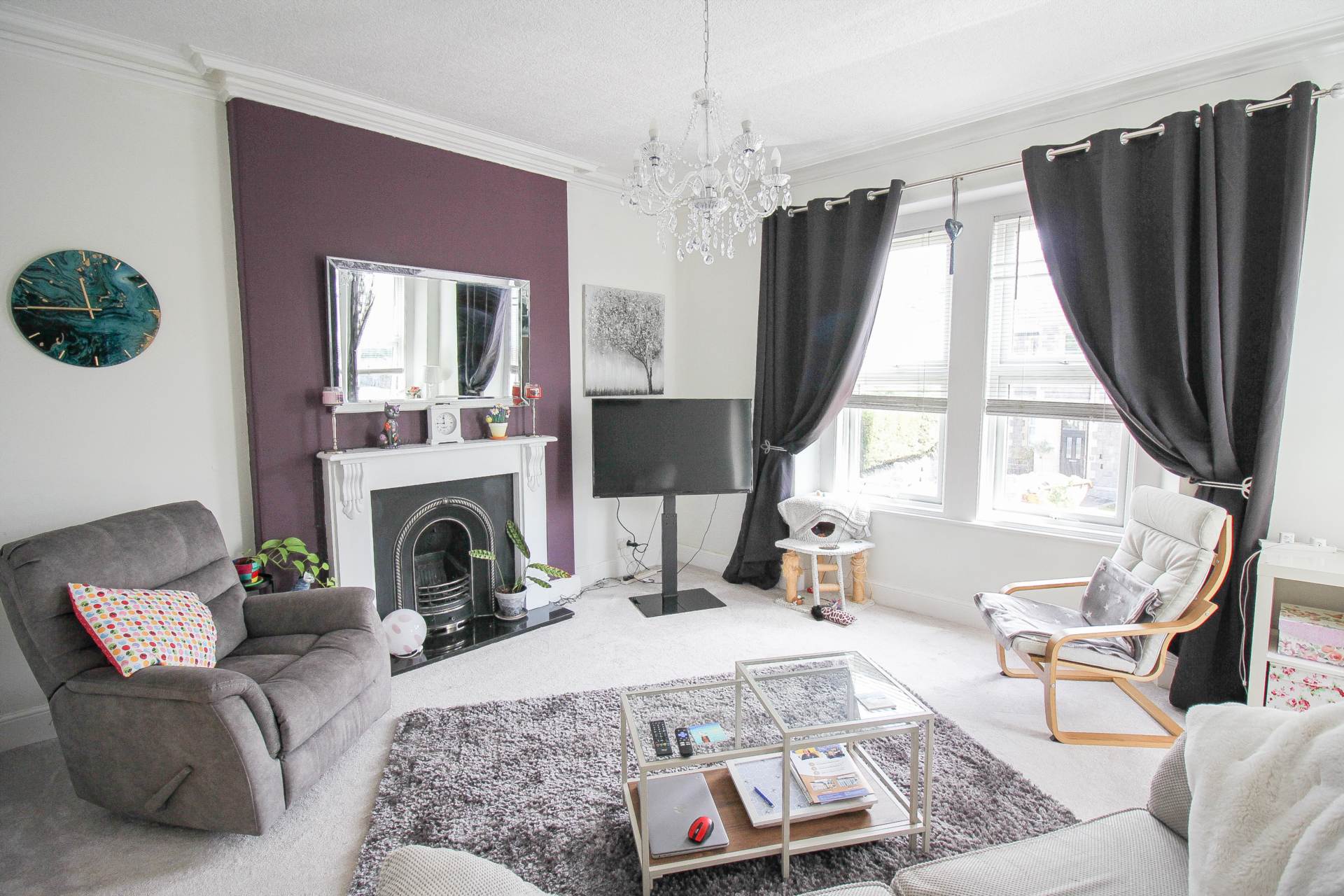 **Hill Road**Beautifully Presented**Two Bedrooms**Close to Town**Garage Parking**, Image 6