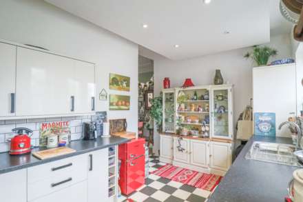 Bristol Road Lower, Hillside - Superb Victorian Flat, Image 7