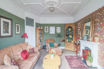 Bristol Road Lower, Hillside - Superb Victorian Flat, Image 9