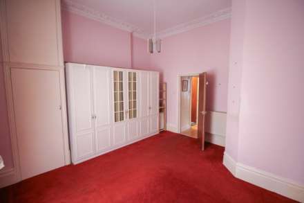 **Sea Front Location**Period Ground Floor Flat**Balcony with Amazing Coastal Views**, Image 11