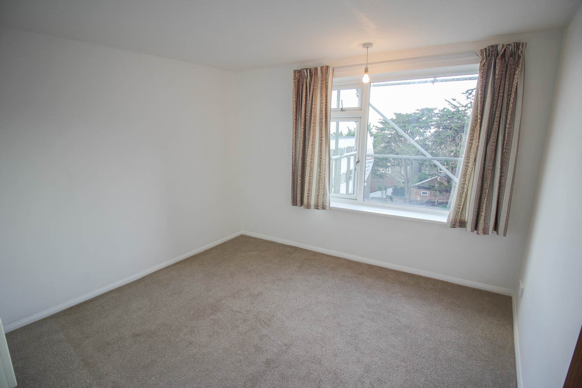 Villa Rosa, Shrubbery Avenue, Image 8