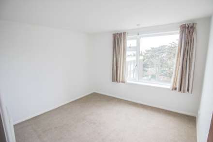 Villa Rosa, Shrubbery Avenue, Image 11