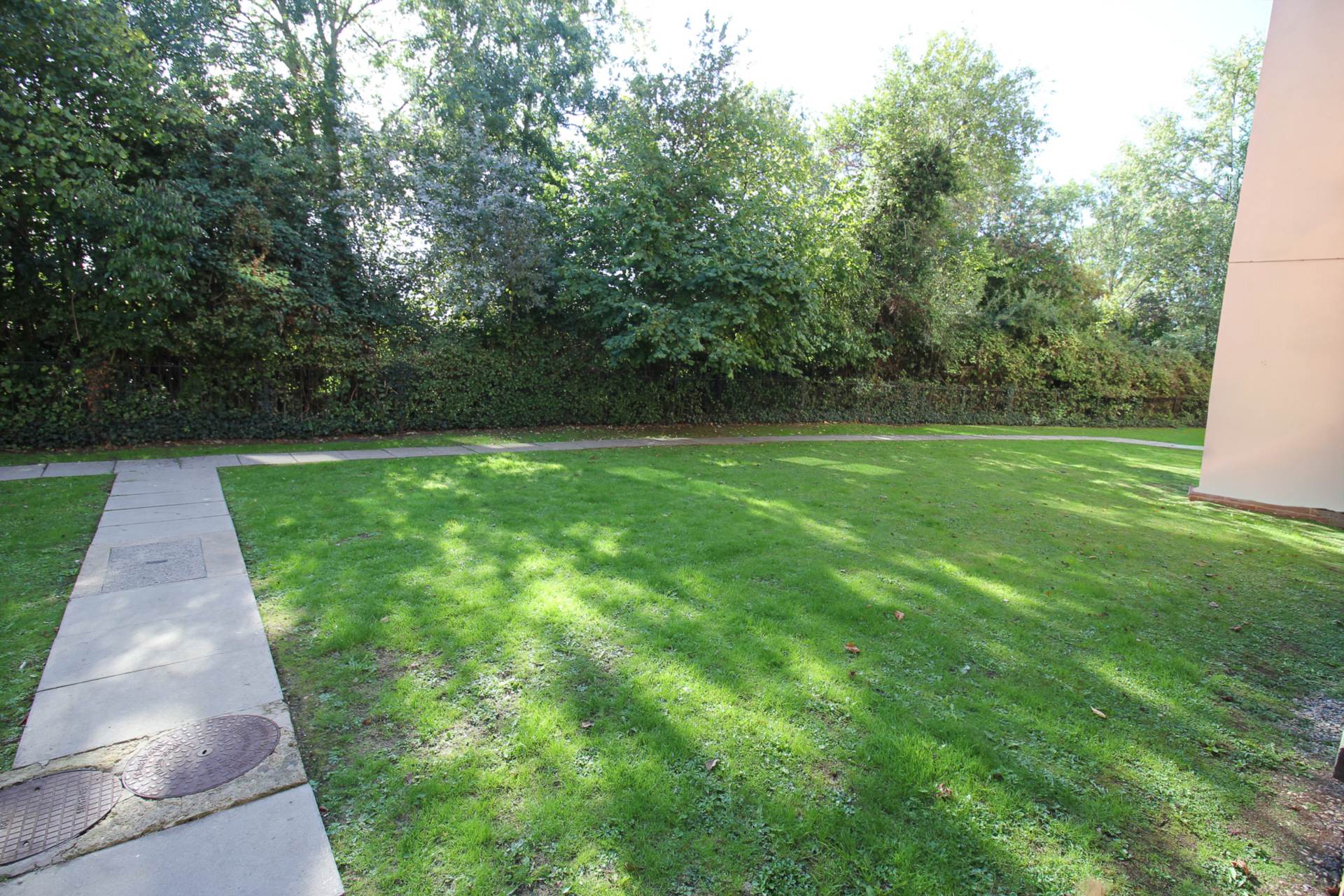 Locking Castle**Two Double Bedrooms**Garage & Parking**Excellent M5 Access**Communal Gardens**, Image 11