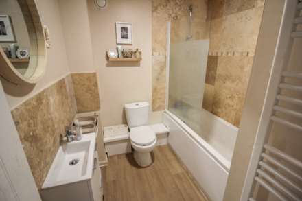 Locking Castle**Two Double Bedrooms**Garage & Parking**Excellent M5 Access**Communal Gardens**, Image 10