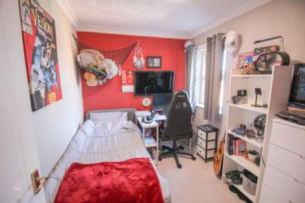 Locking Castle**Two Double Bedrooms**Garage & Parking**Excellent M5 Access**Communal Gardens**, Image 9
