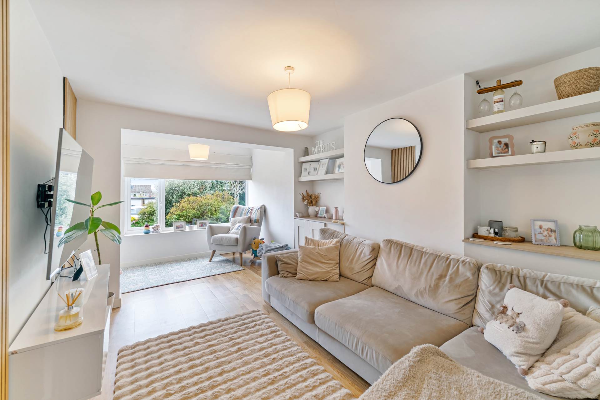 Elmhurst Road, Hutton Village - Stunningly Presented Extended Family Home!, Image 4