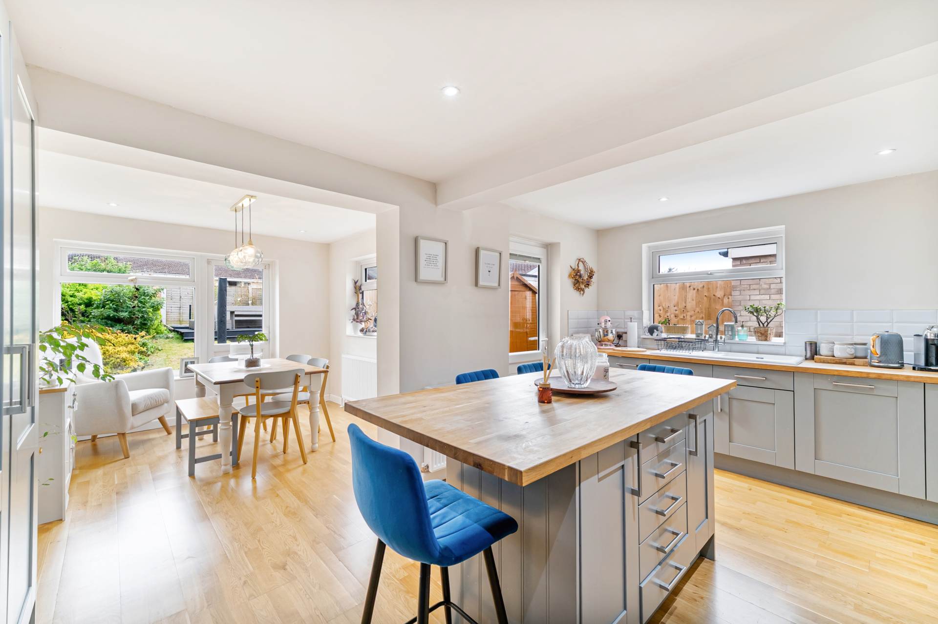 Elmhurst Road, Hutton Village - Stunningly Presented Extended Family Home!, Image 7