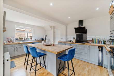 Elmhurst Road, Hutton Village - Stunningly Presented Extended Family Home!, Image 8