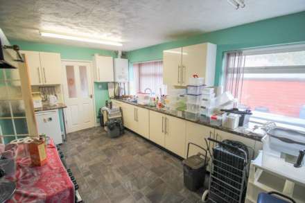 WSM**1600 SQ FT**4 BEDROOMS**3 RECEPTION AREAS**LARGE GARAGE/ELEC DOOR**, Image 11