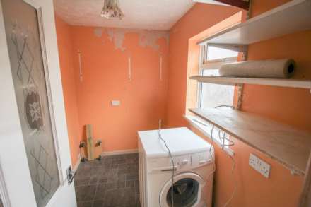 WSM**1600 SQ FT**4 BEDROOMS**3 RECEPTION AREAS**LARGE GARAGE/ELEC DOOR**, Image 14