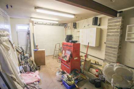 WSM**1600 SQ FT**4 BEDROOMS**3 RECEPTION AREAS**LARGE GARAGE/ELEC DOOR**, Image 17