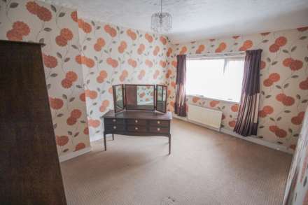 WSM**1600 SQ FT**4 BEDROOMS**3 RECEPTION AREAS**LARGE GARAGE/ELEC DOOR**, Image 4
