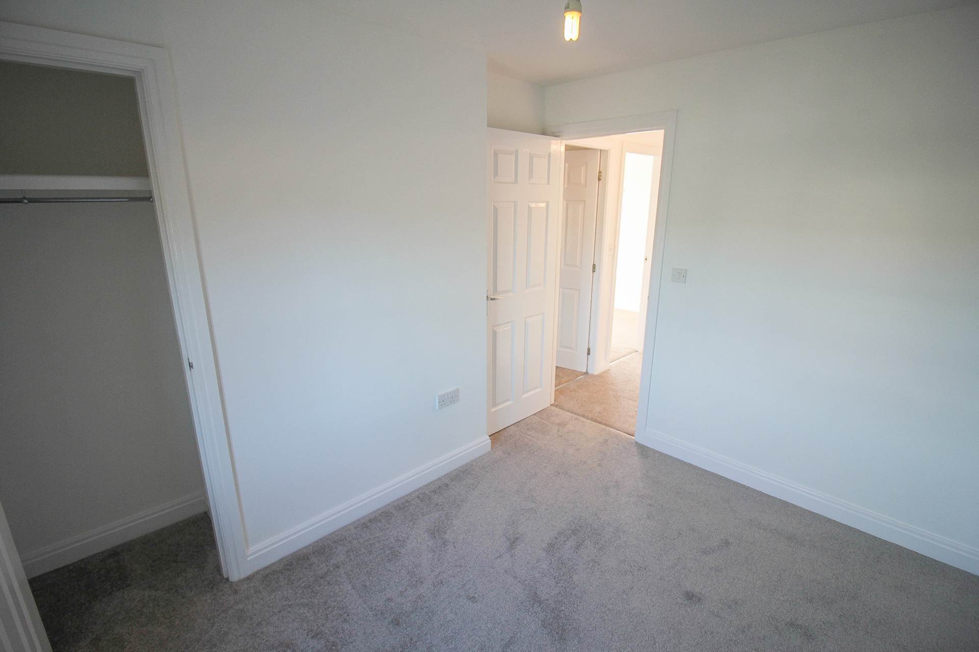 Worle Moor Road**Refurbished Throughout**Garage & Parking**Vacant**, Image 13
