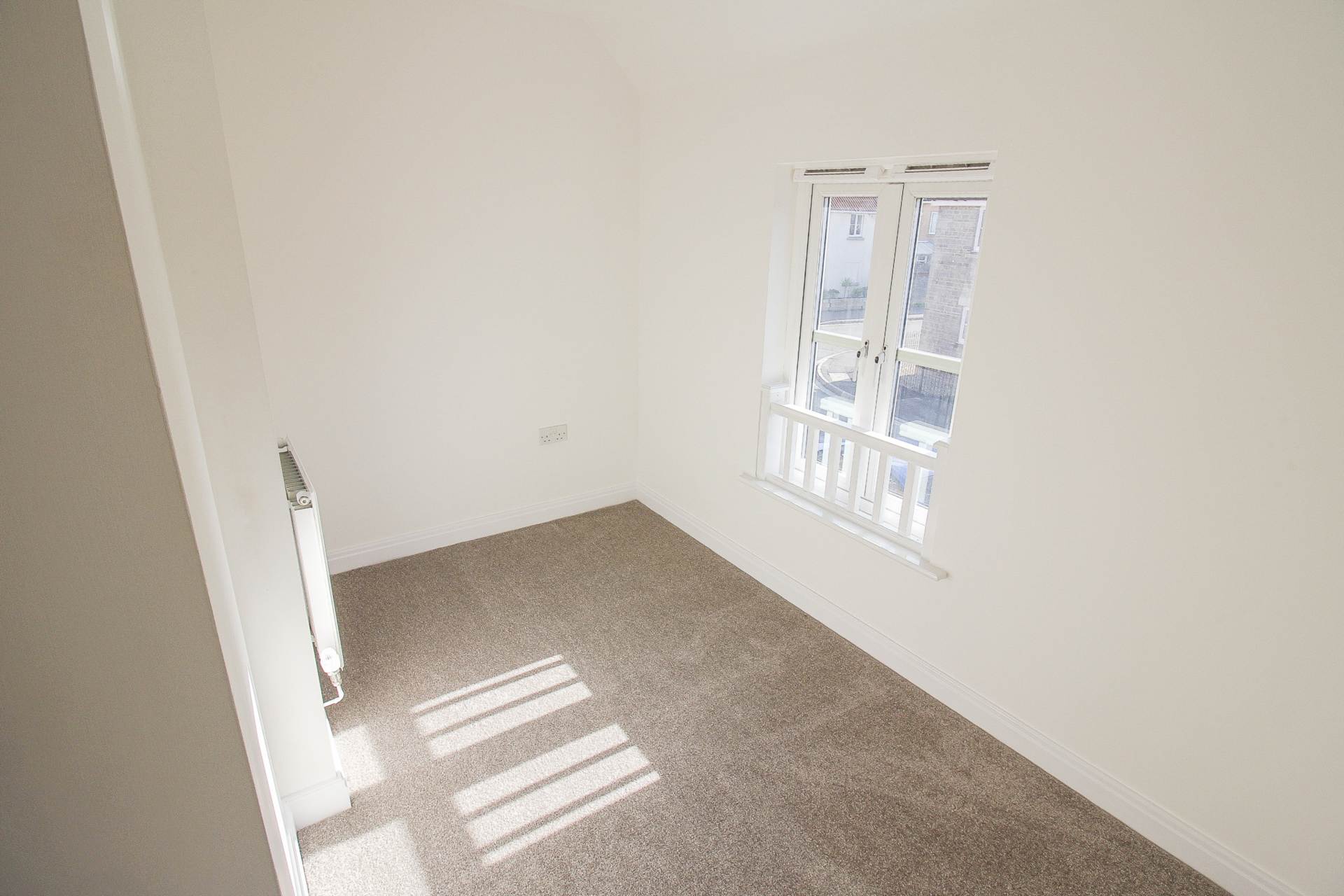 Worle Moor Road**Refurbished Throughout**Garage & Parking**Vacant**, Image 15
