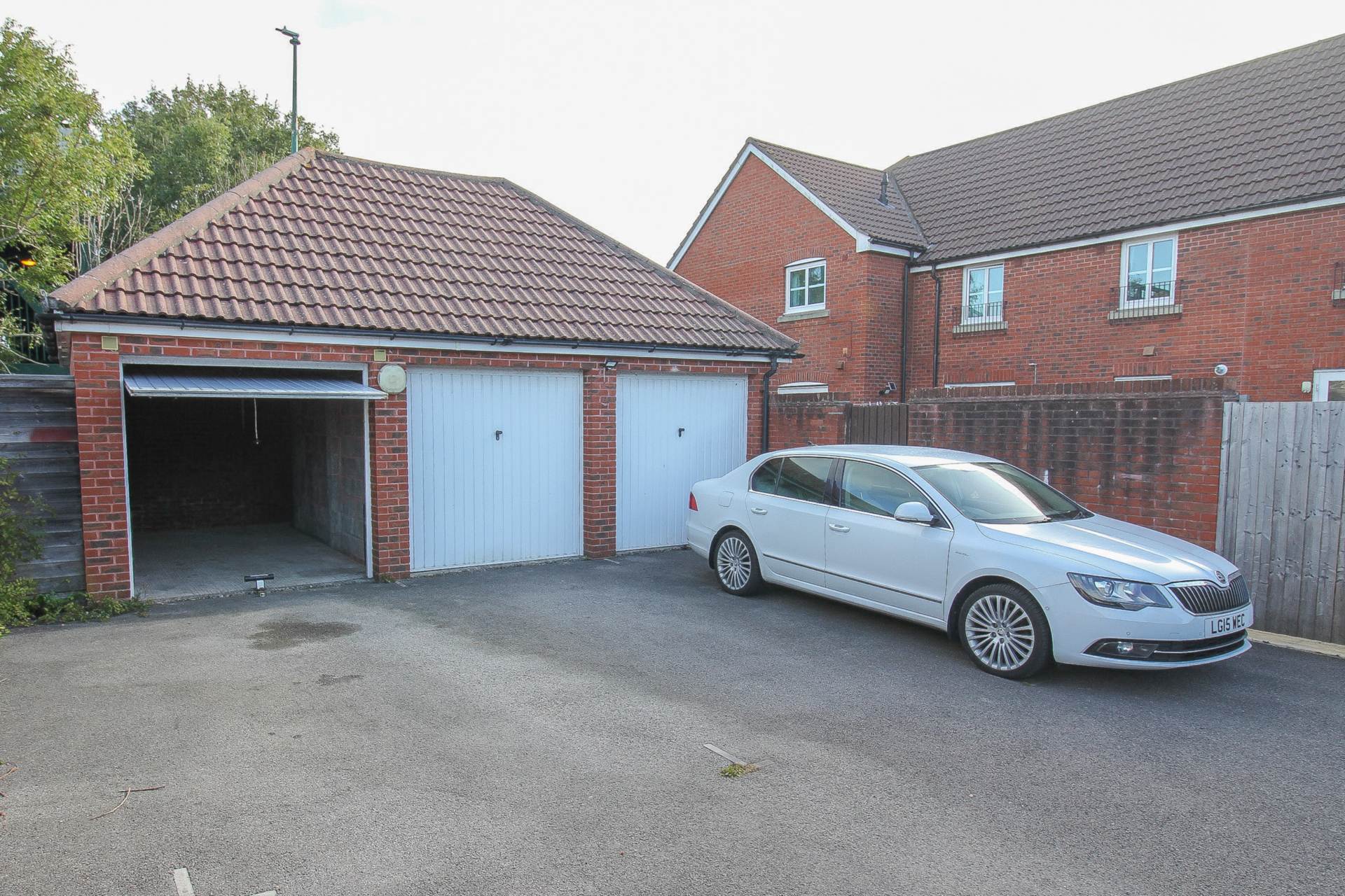 Worle Moor Road**Refurbished Throughout**Garage & Parking**Vacant**, Image 18