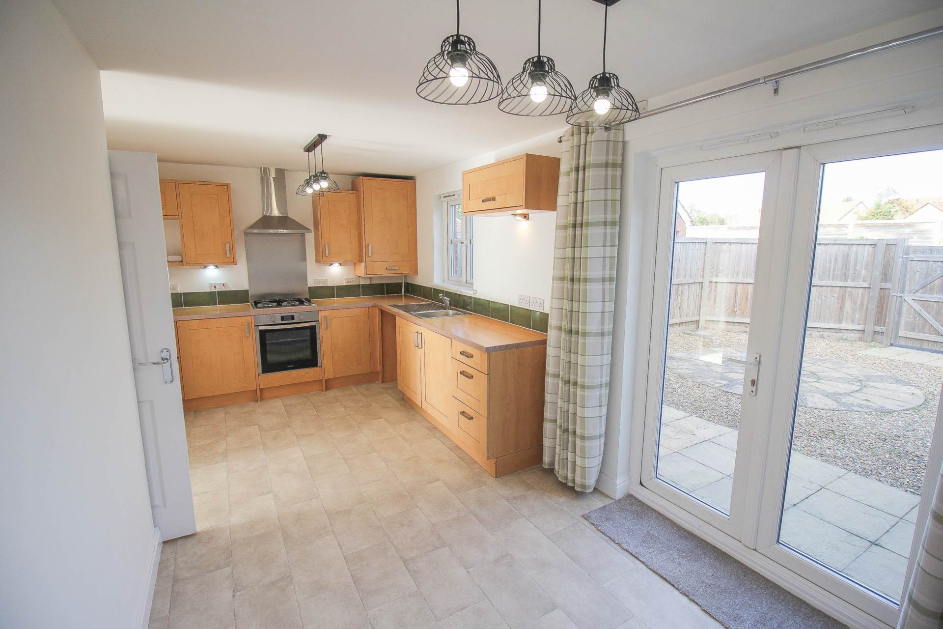 Worle Moor Road**Refurbished Throughout**Garage & Parking**Vacant**, Image 8
