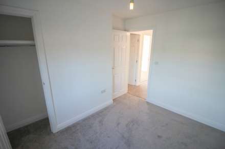 Worle Moor Road**Refurbished Throughout**Garage & Parking**Vacant**, Image 13