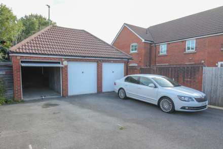 Worle Moor Road**Refurbished Throughout**Garage & Parking**Vacant**, Image 18