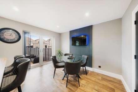 Balmoral Way, Worle Hillside - Stunningly Renovated Family Home, Image 6