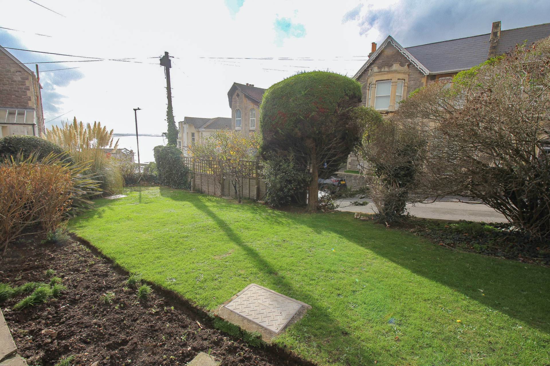 Hillside**Short Walk to Sea Front**Stunningly Presented**Full of Original Features**, Image 12