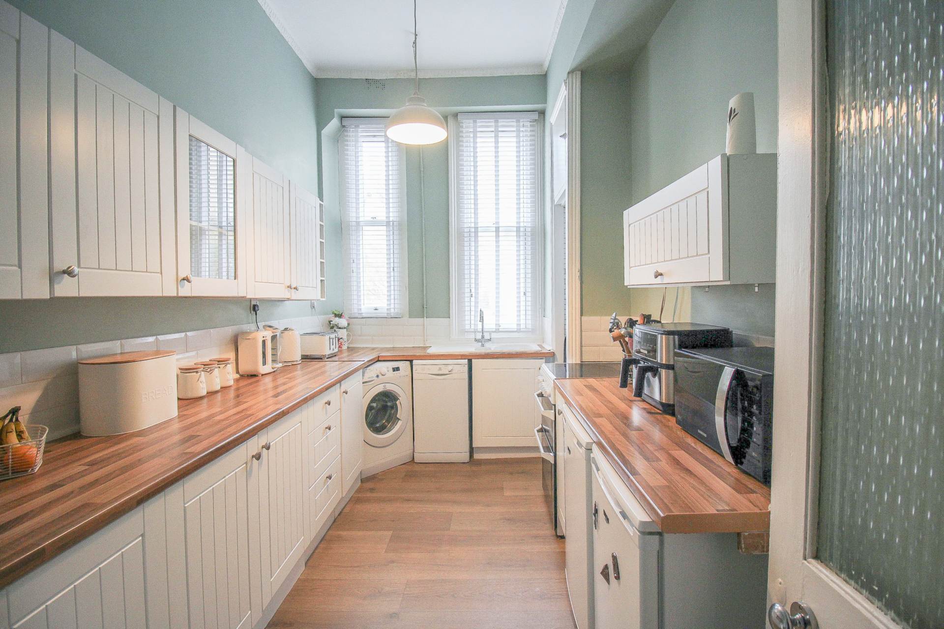 Hillside**Short Walk to Sea Front**Stunningly Presented**Full of Original Features**, Image 6