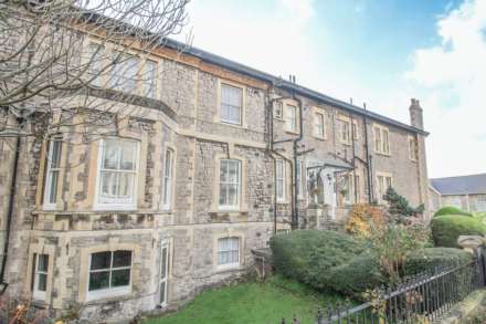 Hillside**Short Walk to Sea Front**Stunningly Presented**Full of Original Features**