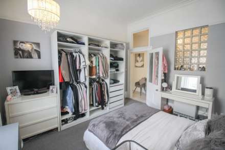 Hillside**Short Walk to Sea Front**Stunningly Presented**Full of Original Features**, Image 10