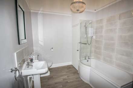 Hillside**Short Walk to Sea Front**Stunningly Presented**Full of Original Features**, Image 11