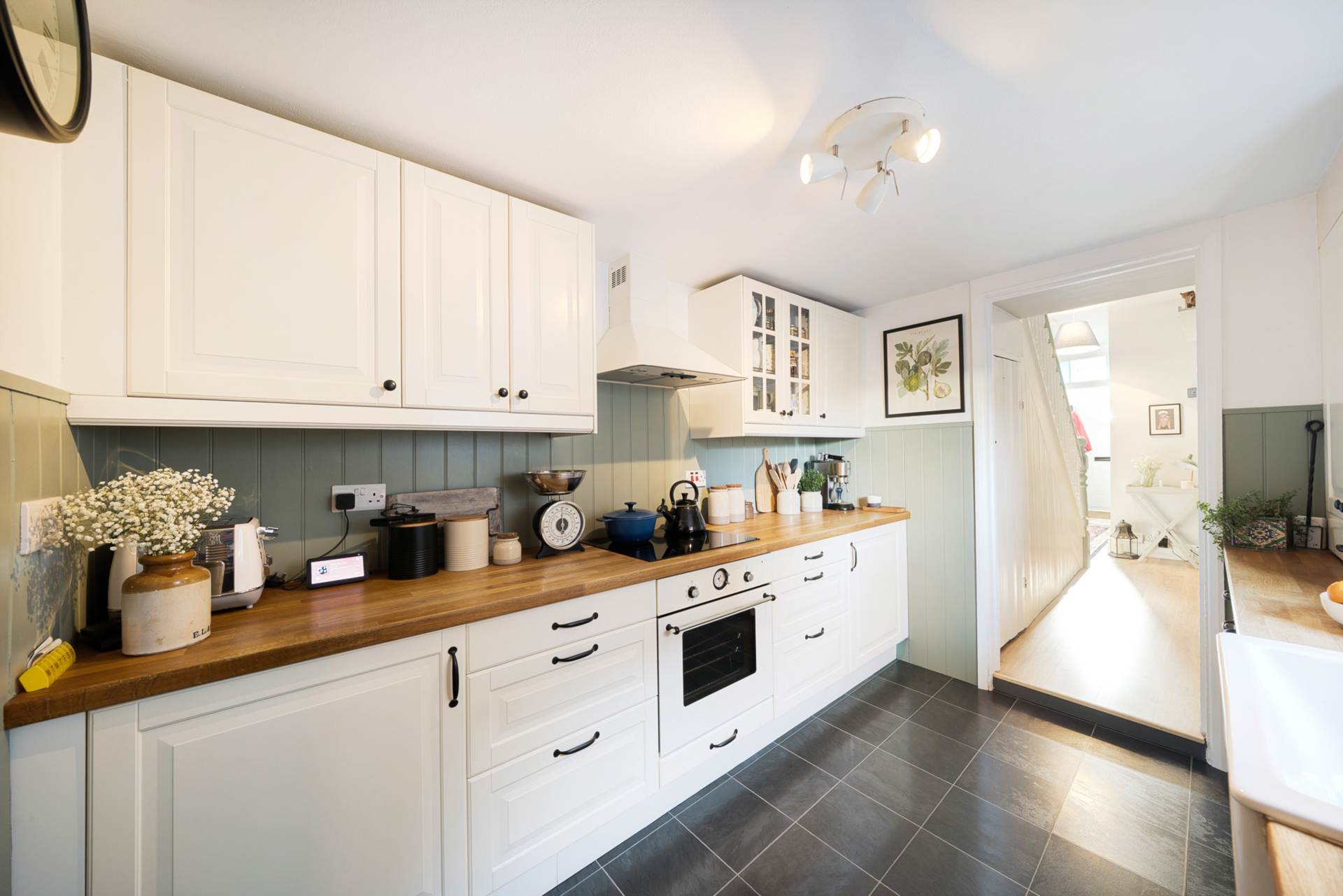 Newland Road**Beautifully Presented Throughout**100ft+ Garden**Three Bedrooms**, Image 6